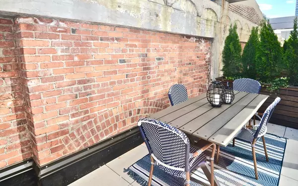 Boston, MA 02114,121 Portland Street #701