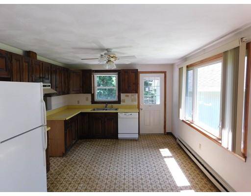 Charlton, MA 01507,33 Bay Path Road