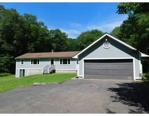 33 Bay Path Road, Charlton, MA 01507