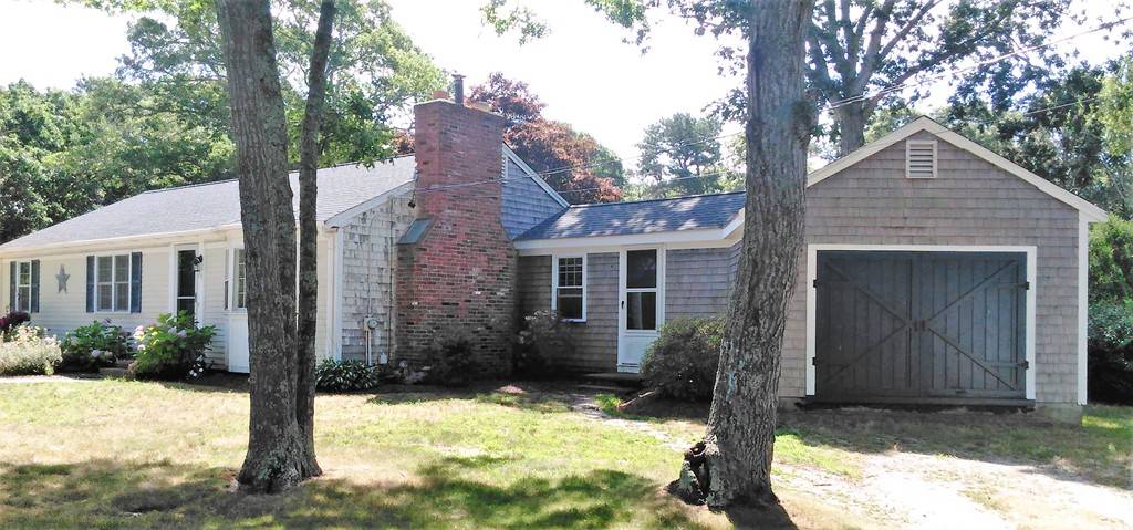 29 Great Western Rd, Dennis, MA 02660