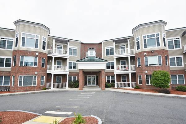 855 Main St #203, Woburn, MA 01801