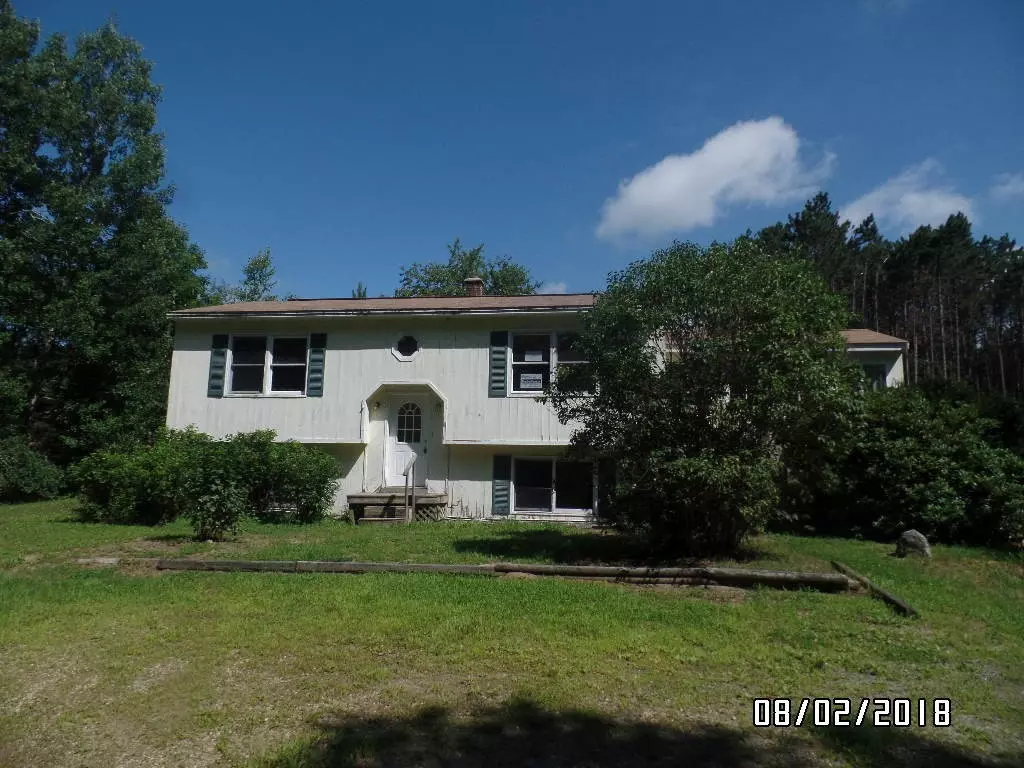 Royalston, MA 01368,227 Deland Rd