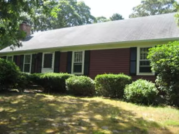 Brewster, MA 02631,105 Horseshoe Way