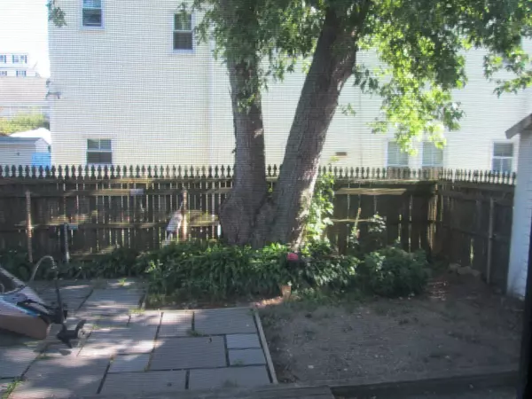 Gloucester, MA 01930,22 Exchange Street