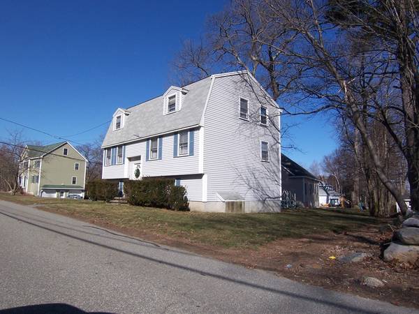 115 Friendship St, Billerica, MA 01821