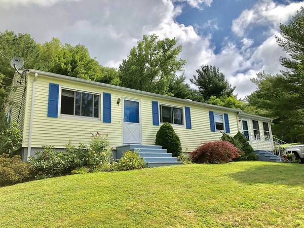 5 Bay Path Rd, Spencer, MA 01562