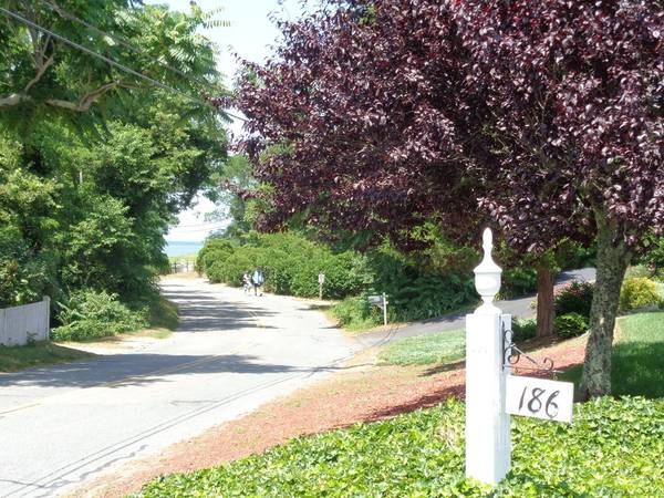 Brewster, MA 02631,186 Breakwater Rd