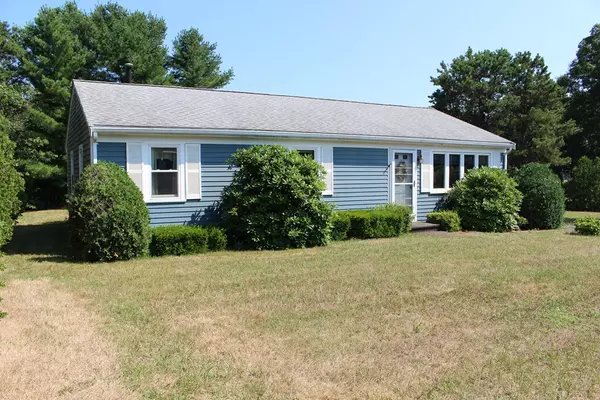 26 Judy Ann Dr, Falmouth, MA 02536