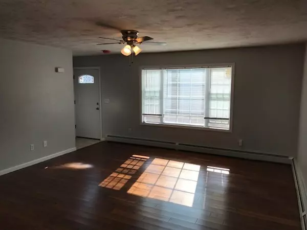 Fall River, MA 02723,686 Quarry St
