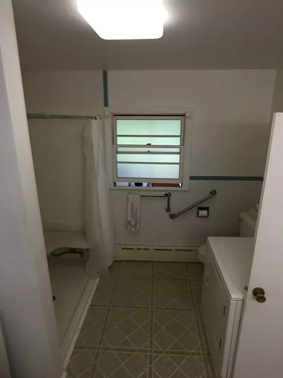 Mattapoisett, MA 02739,2 Mariners Way