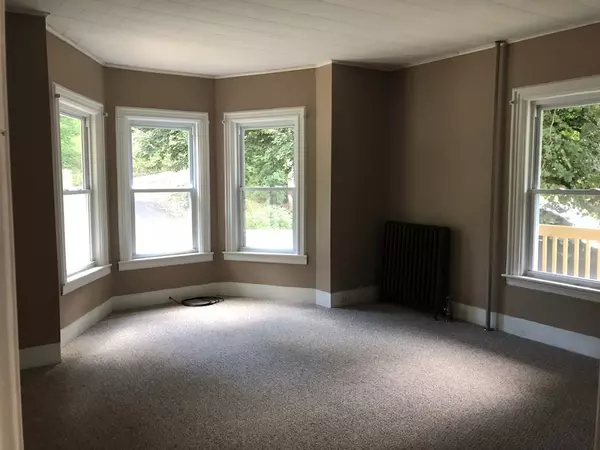 Athol, MA 01331,192 Green St