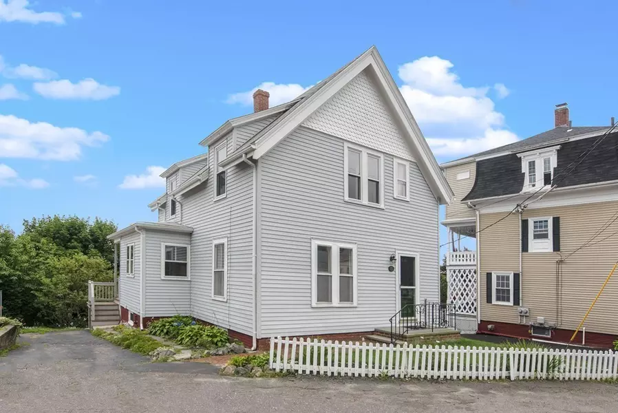 85 Rockland Street, Swampscott, MA 01907