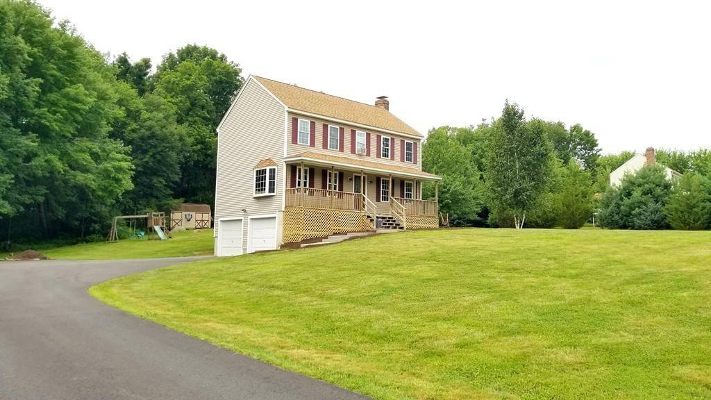 33 Julia Drive, Uxbridge, MA 01516