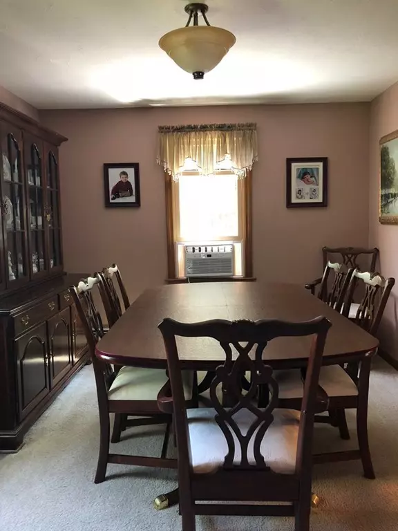 Holden, MA 01520,98 Union St