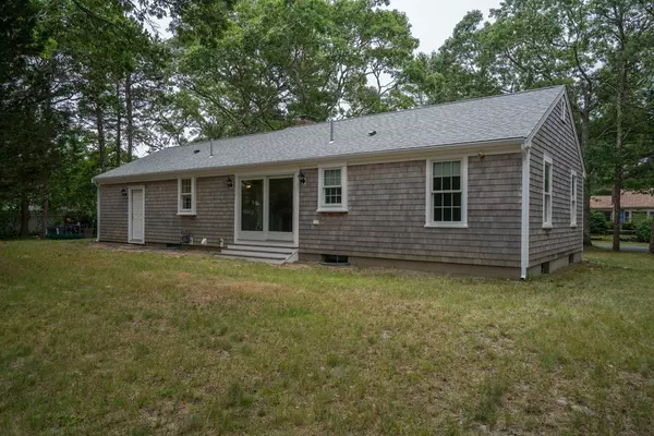 Yarmouth, MA 02673,40 Beverly Rd