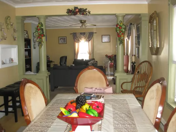 North Attleboro, MA 02760,102 Broad