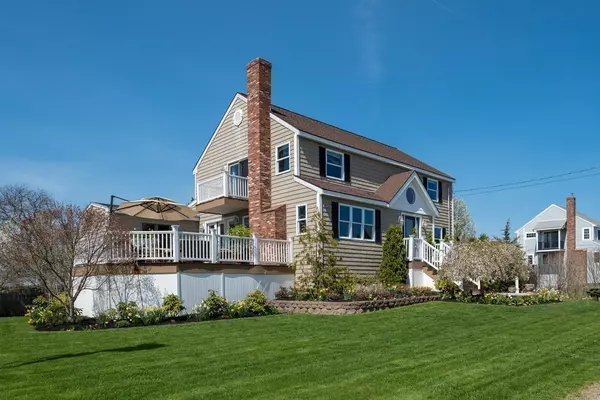 11 Vernon Avenue, Hull, MA 02045