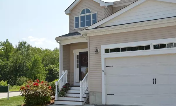 Northbridge, MA 01534,21 Spruce Street #21