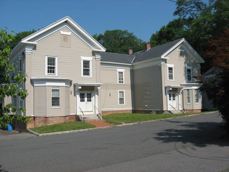 53 Bacon Street, Warren, MA 01083