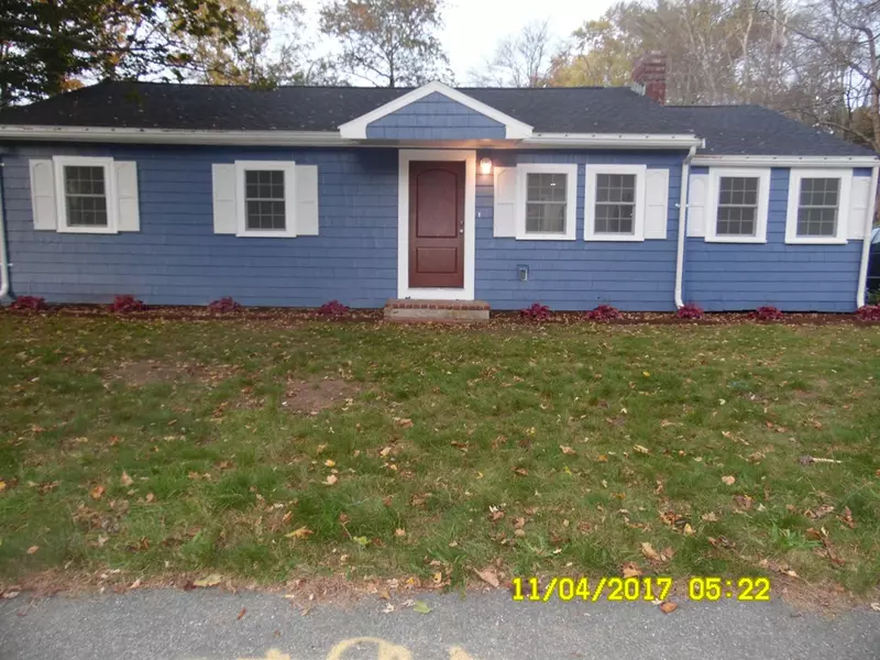 251 Central St, Rockland, MA 02370