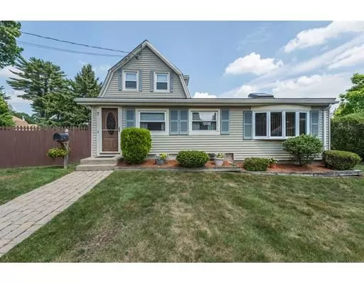 7 Ames St, Wakefield, MA 01880