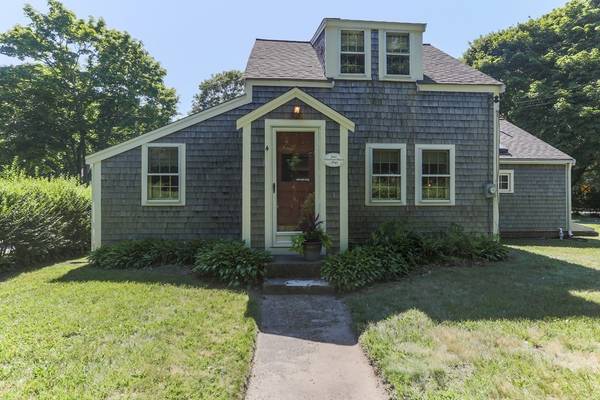 4 Factory St, Sandwich, MA 02563