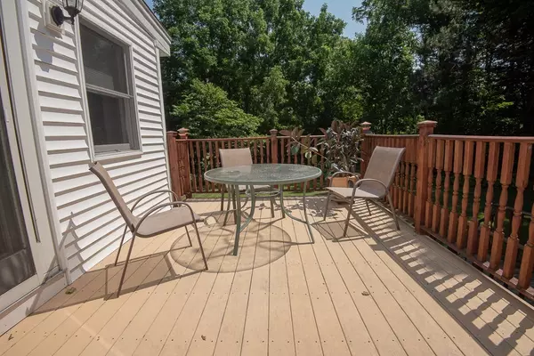 Worcester, MA 01605,8 Jewett Ter