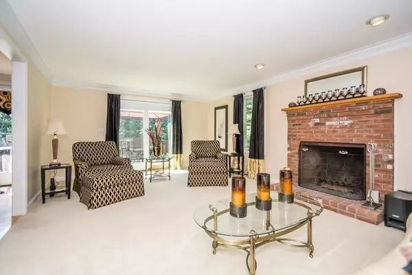 Tyngsborough, MA 01879,22 Primrose Cir