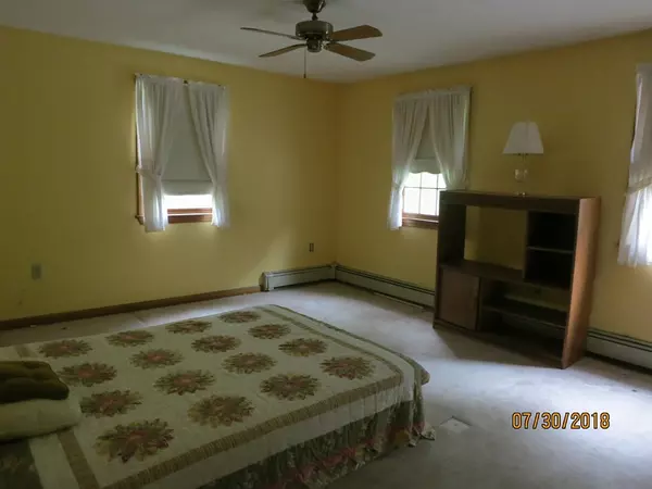 Hopedale, MA 01747,34 Greene St #34