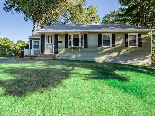 15 Fidler Terrace, Lowell, MA 01850