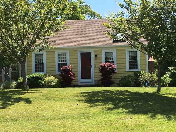 35 Maple Ln., Brewster, MA 02631