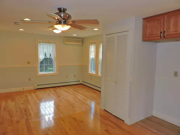 Plymouth, MA 02360,209 Sandwich Street