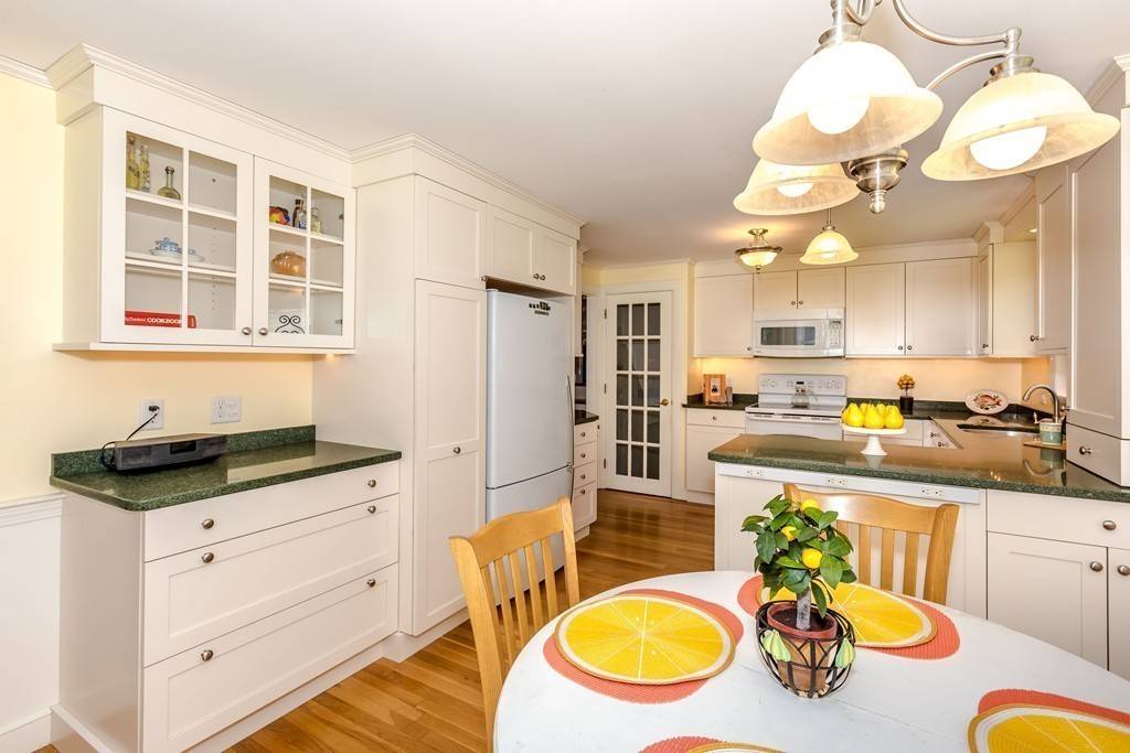 Sudbury, MA 01776,195 Horse Pond Rd