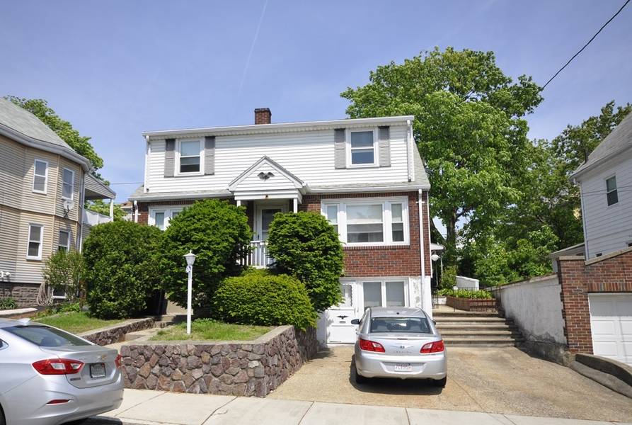 44 Woodlawn Ave, Everett, MA 02149