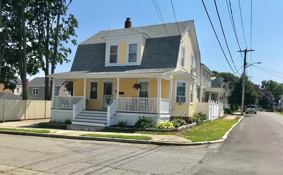 458 Elm St, New Bedford, MA 02740