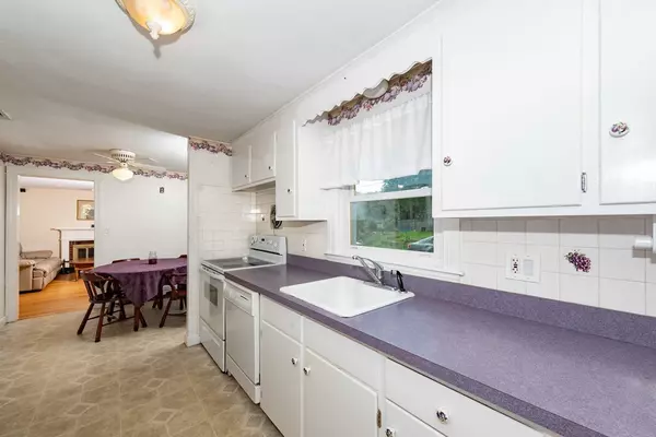 Weymouth, MA 02190,44 Vinson St