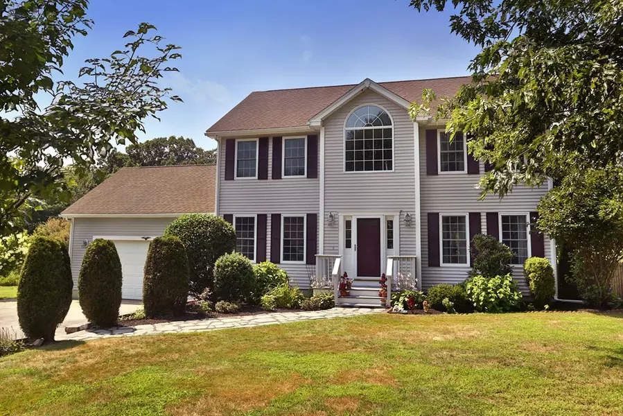 12 Joy Rd, Salisbury, MA 01952