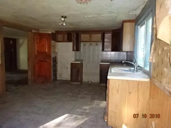 Groton, MA 01450,166 Pepperell Rd