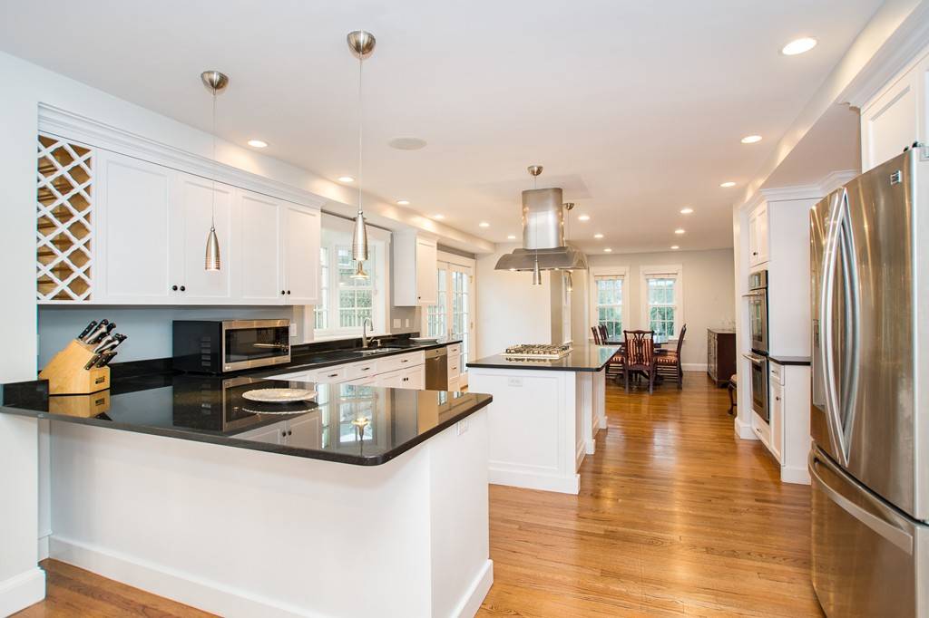 Brookline, MA 02467,20 Lagrange St