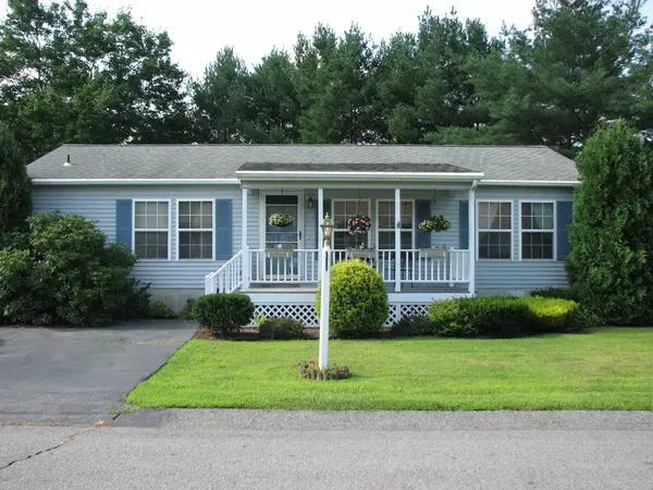 32 Trailwood Dr, Bridgewater, MA 02324