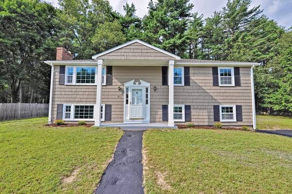 31 Mohawk Path, Bellingham, MA 02019