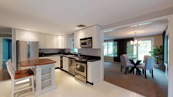 North Reading, MA 01864,14 Mill St