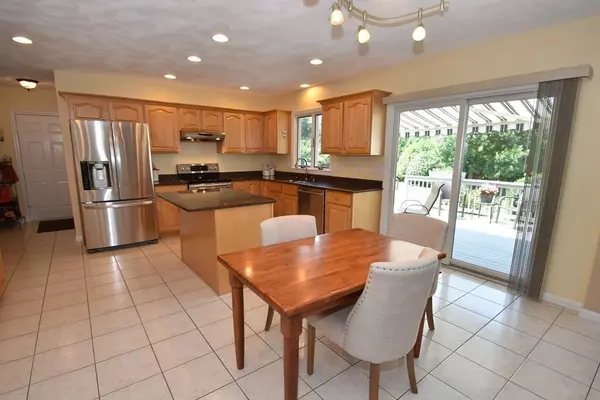 Marlborough, MA 01752,716 Stow Road