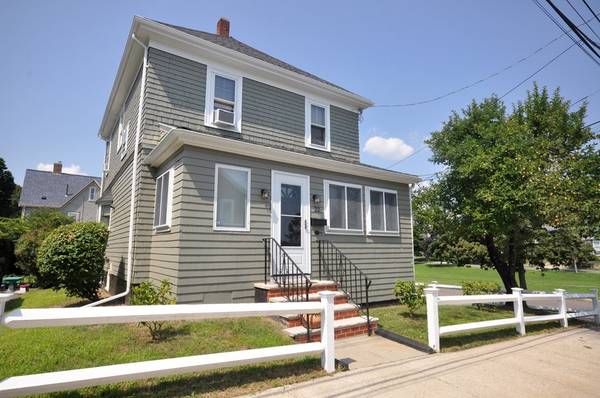 22 Wheelock St, Winthrop, MA 02152