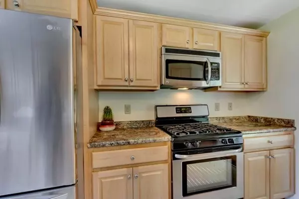 Chelmsford, MA 01824,7 Montclair Circle