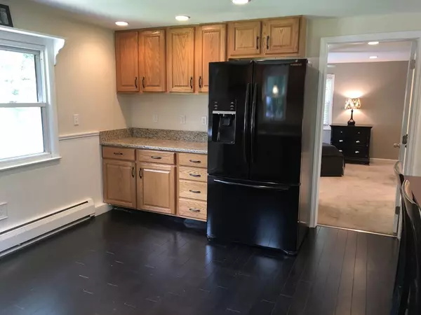 Amesbury, MA 01913,57 Middle Road