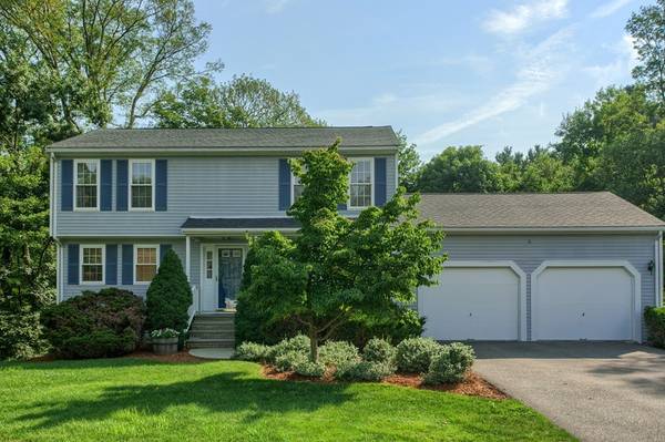 23 Thomas Farm Circle, Shrewsbury, MA 01545