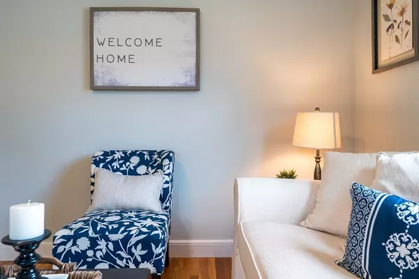 Peabody, MA 01960,7 Longview Way