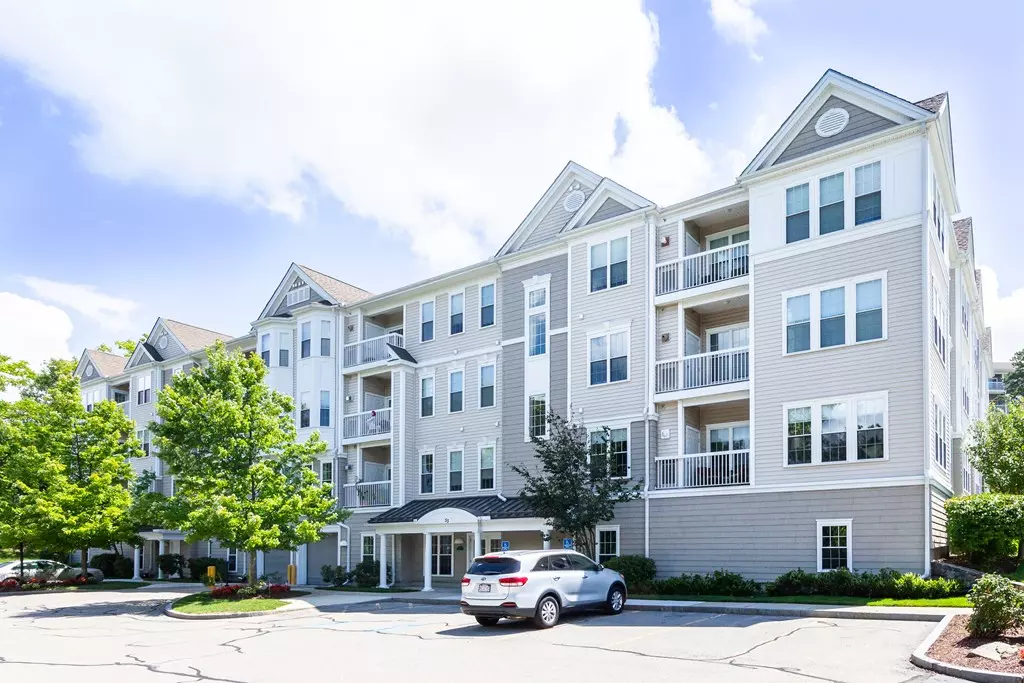 Waltham, MA 02452,53 Bartlett Way #1104