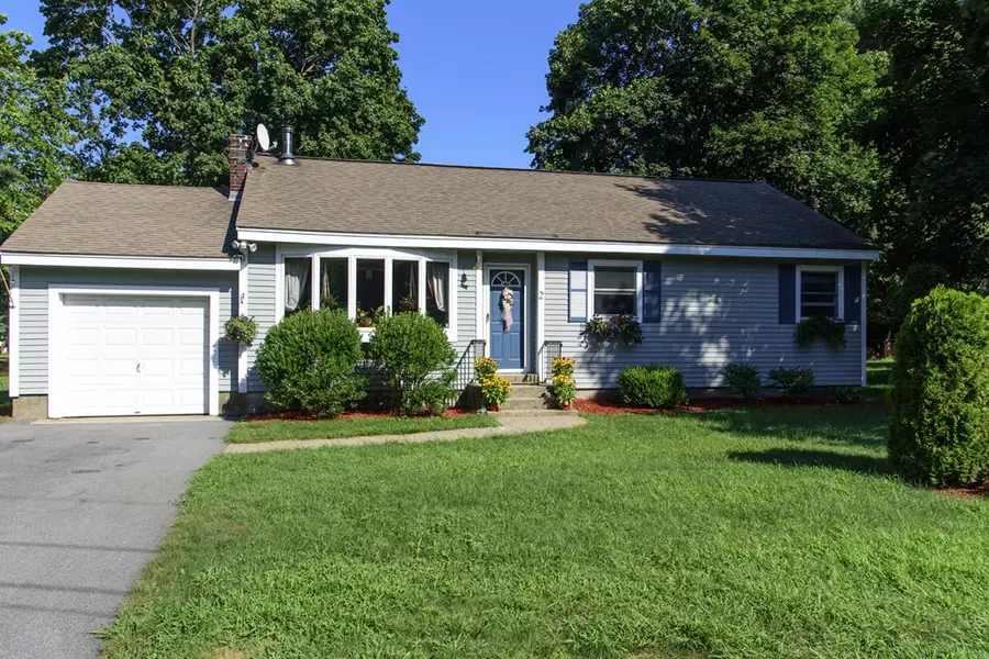 2 Mulberry Lane, Westford, MA 01886